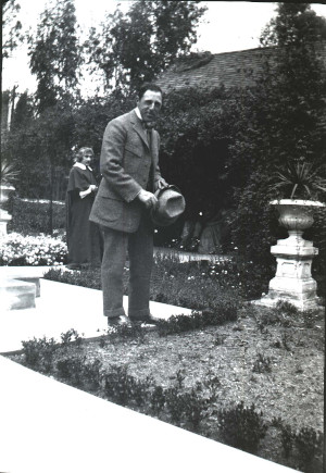 D. W. Griffith on location at the Fényes Mansion in March 1912. (Fényes Collection, FCP.40.2 p.143 B)