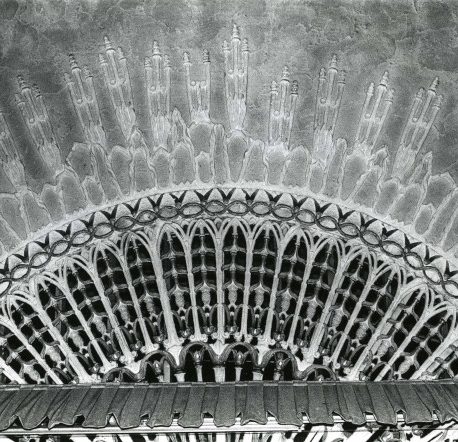 Surviving detail of the rayed sun originally placed above the proscenium arch of Warner's Egyptian Theater, 17 August 1980. (Photograph by Judith Gordon, PSN-Theaters)